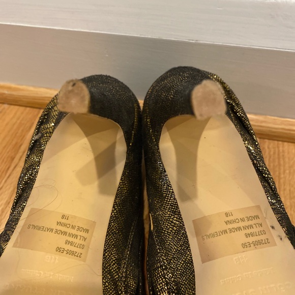 Colin Stuart black and and gold bootie.  Size 11 - Picture 5 of 8